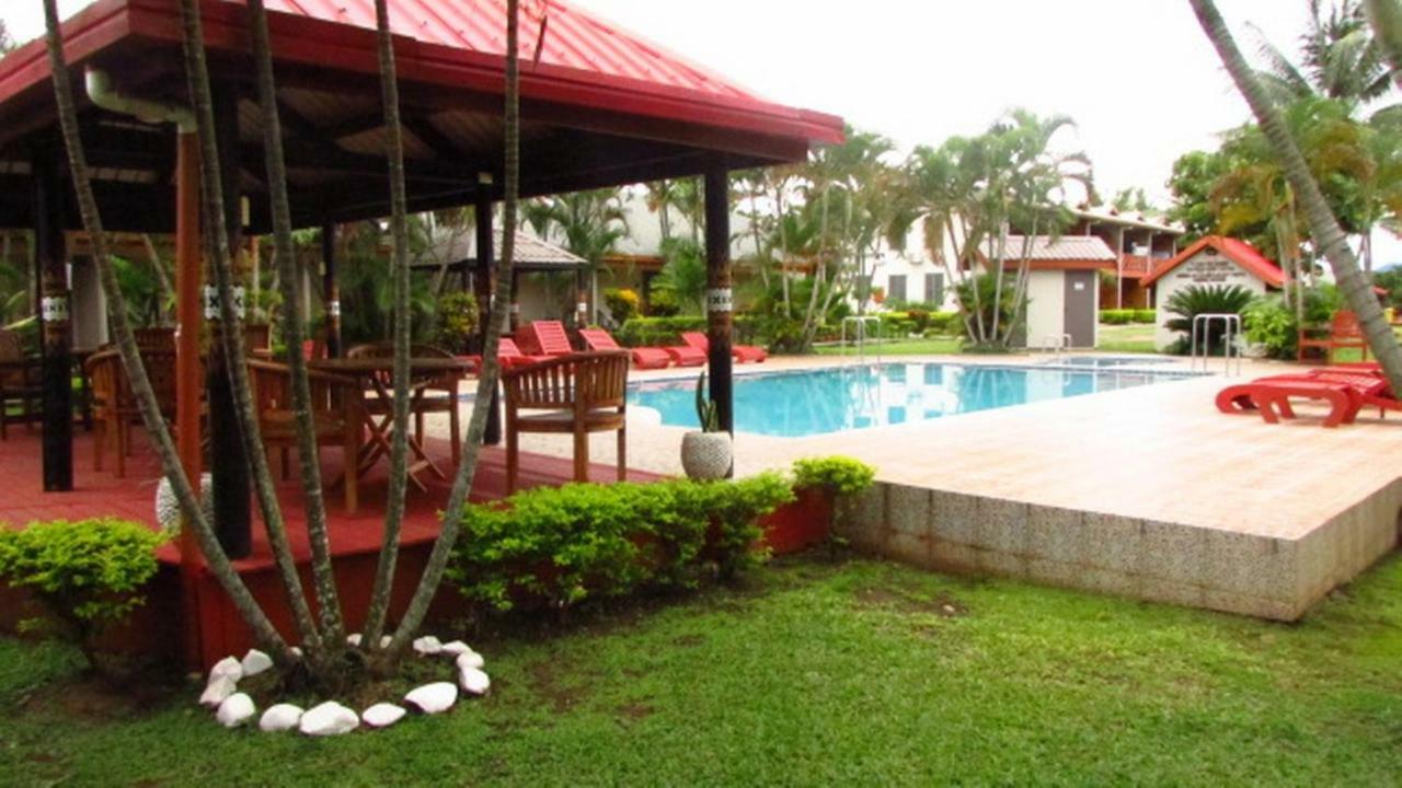Wailoaloa Beach Resort Nadi Eksteriør billede